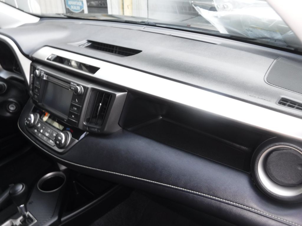 2013 Toyota Rav4 Image 30