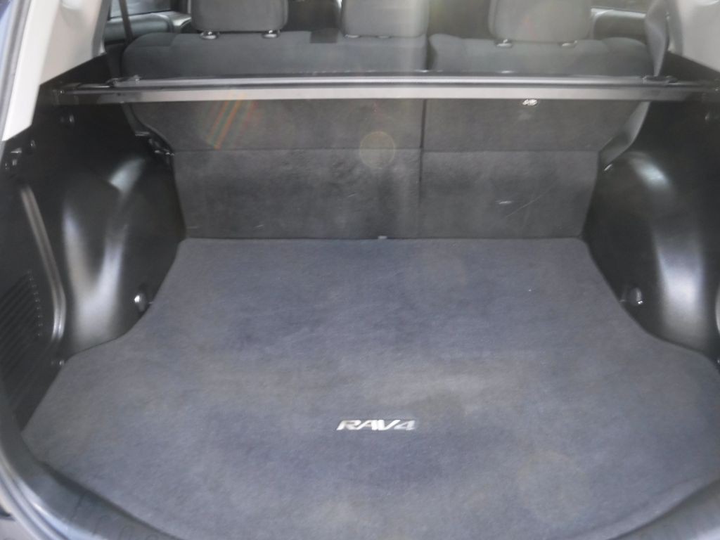 2013 Toyota Rav4 Image 35