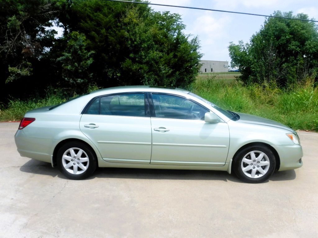 2008 Toyota Avalon Image 4