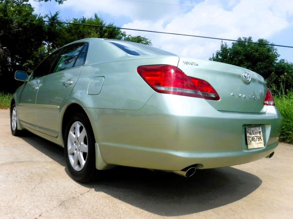 2008 Toyota Avalon Image 13