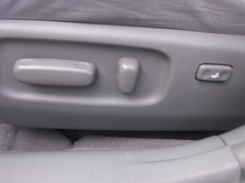 2008 Toyota Avalon Image 40