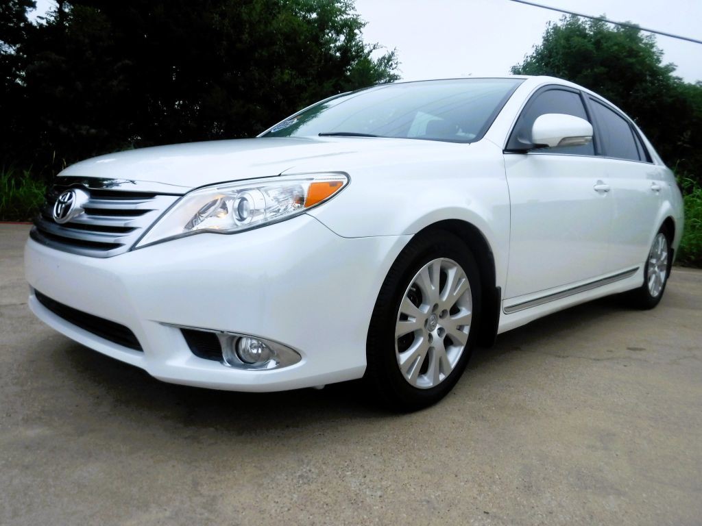 2012 Toyota Avalon Image 9