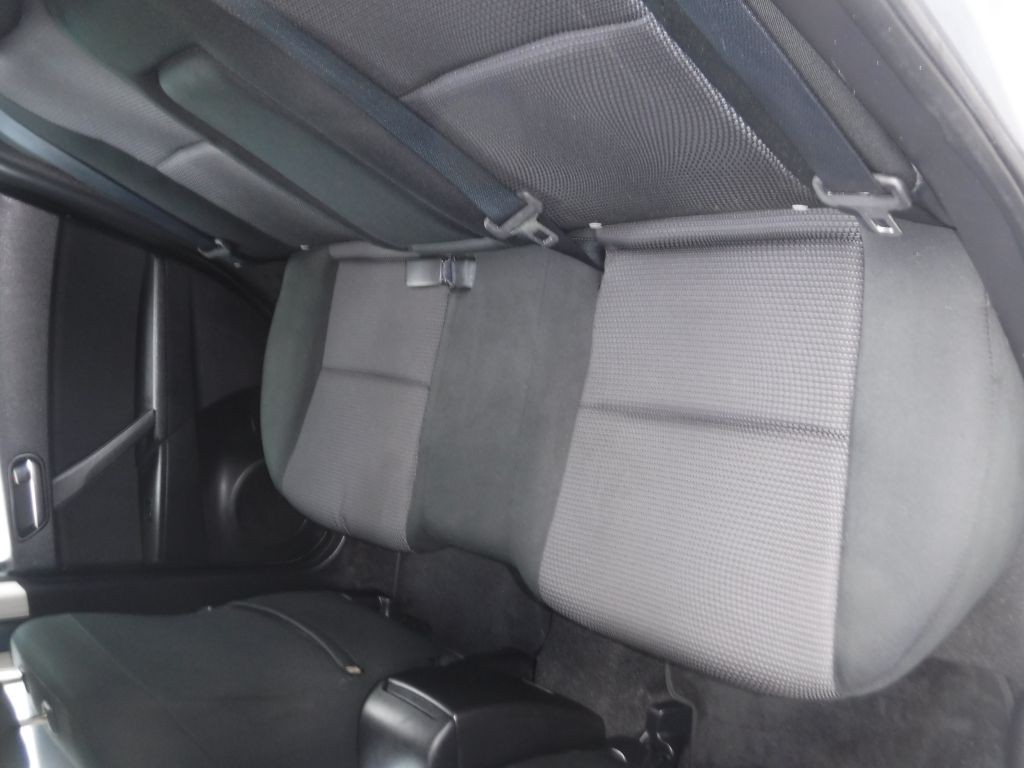 2013 Mazda Mazda3 Image 32