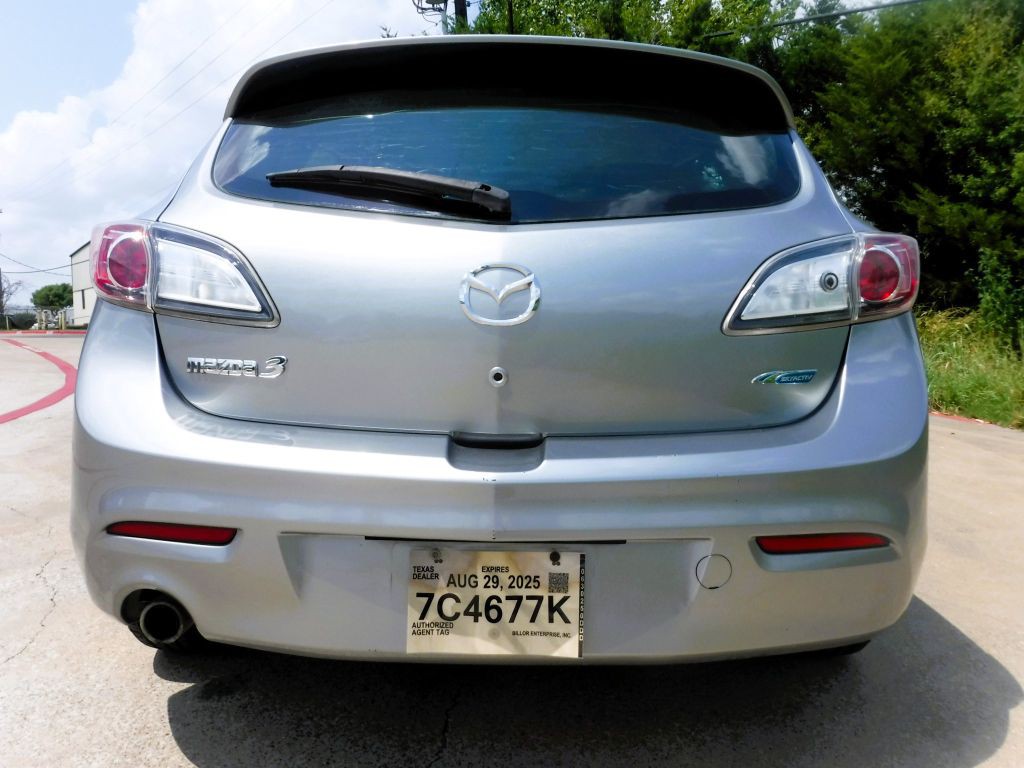 2013 Mazda Mazda3 Image 16