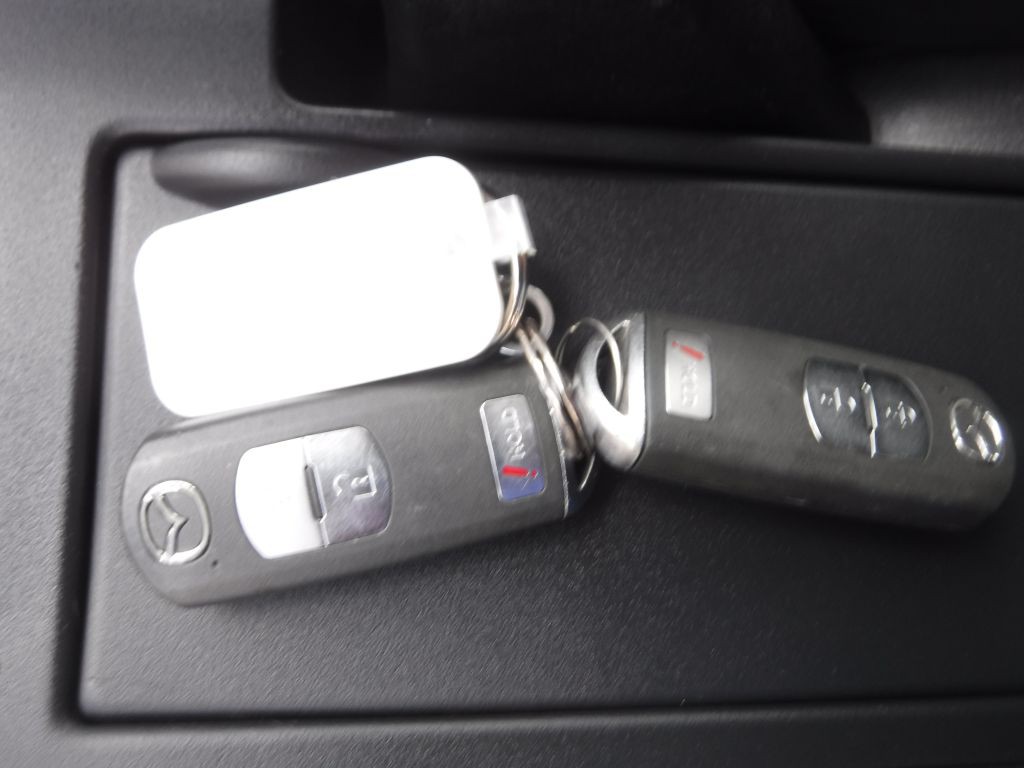 2013 Mazda Mazda3 Image 45