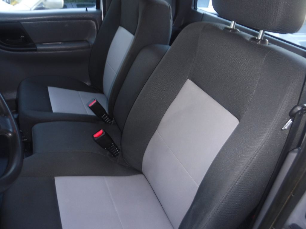 2011 Ford Ranger Image 32