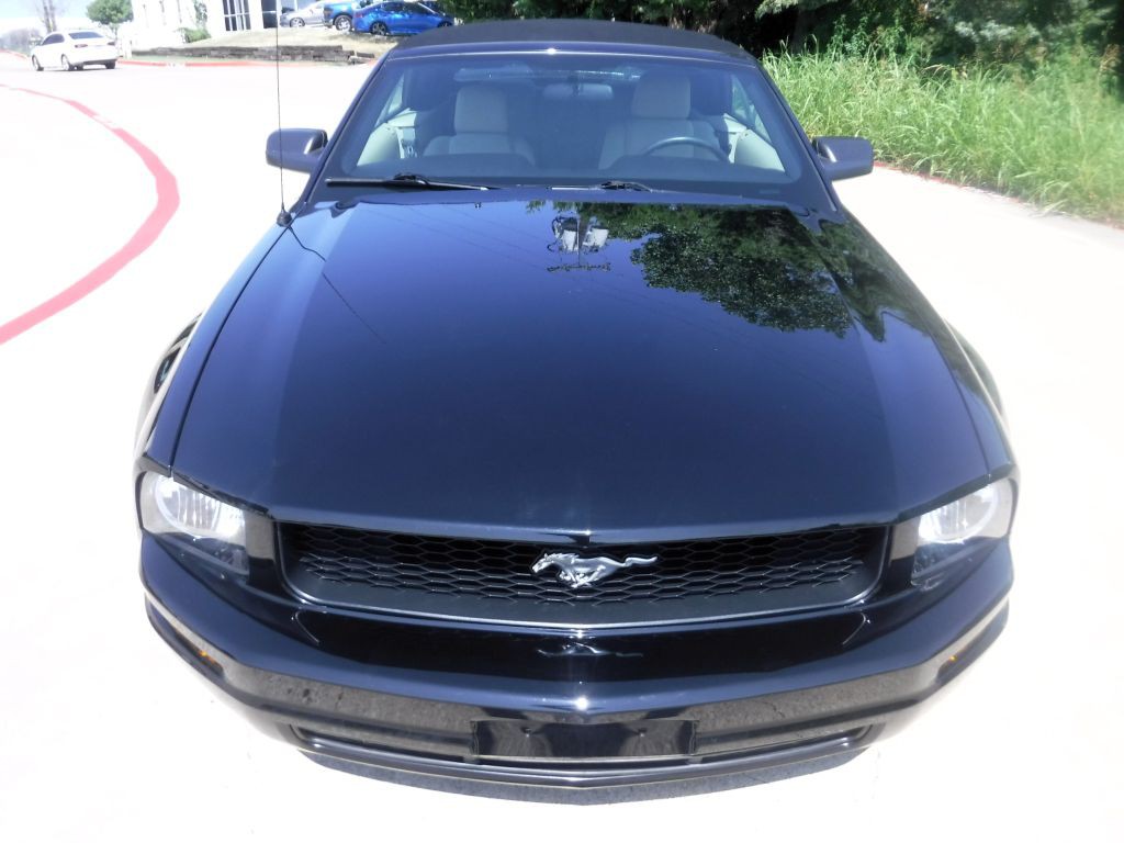 2008 Ford Mustang Image 15