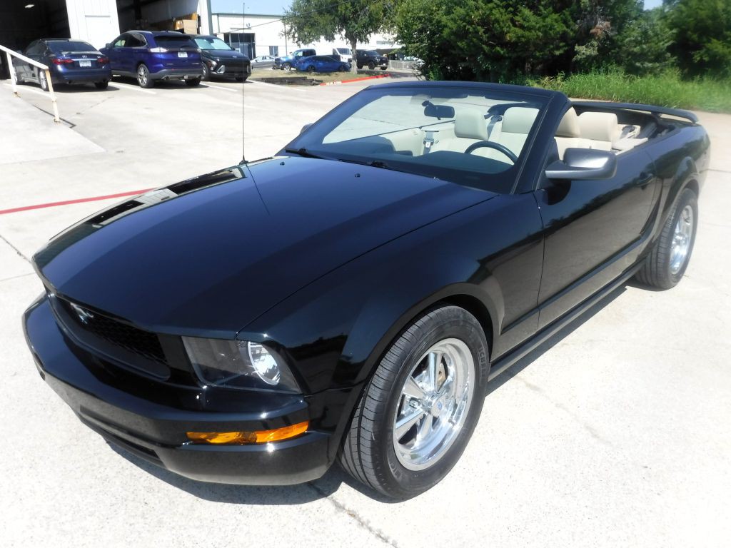 2008 Ford Mustang Image 19