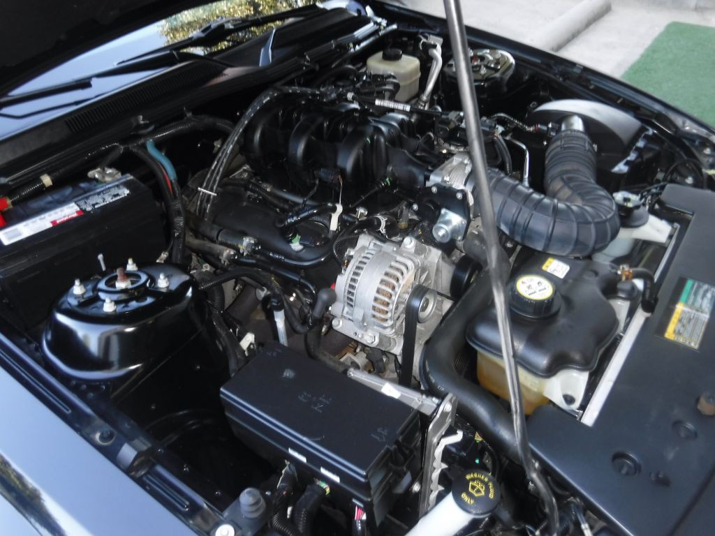 2008 Ford Mustang Image 32