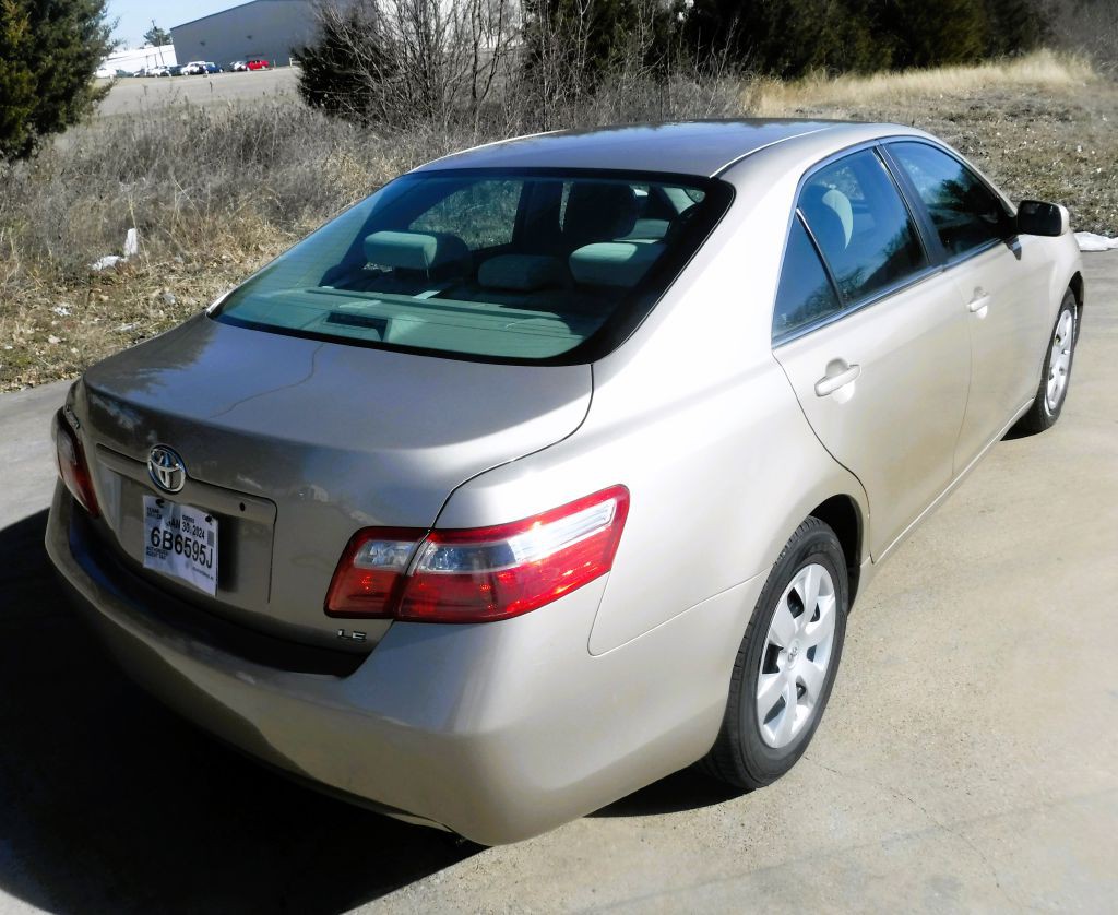 2009 Toyota Camry Image 4