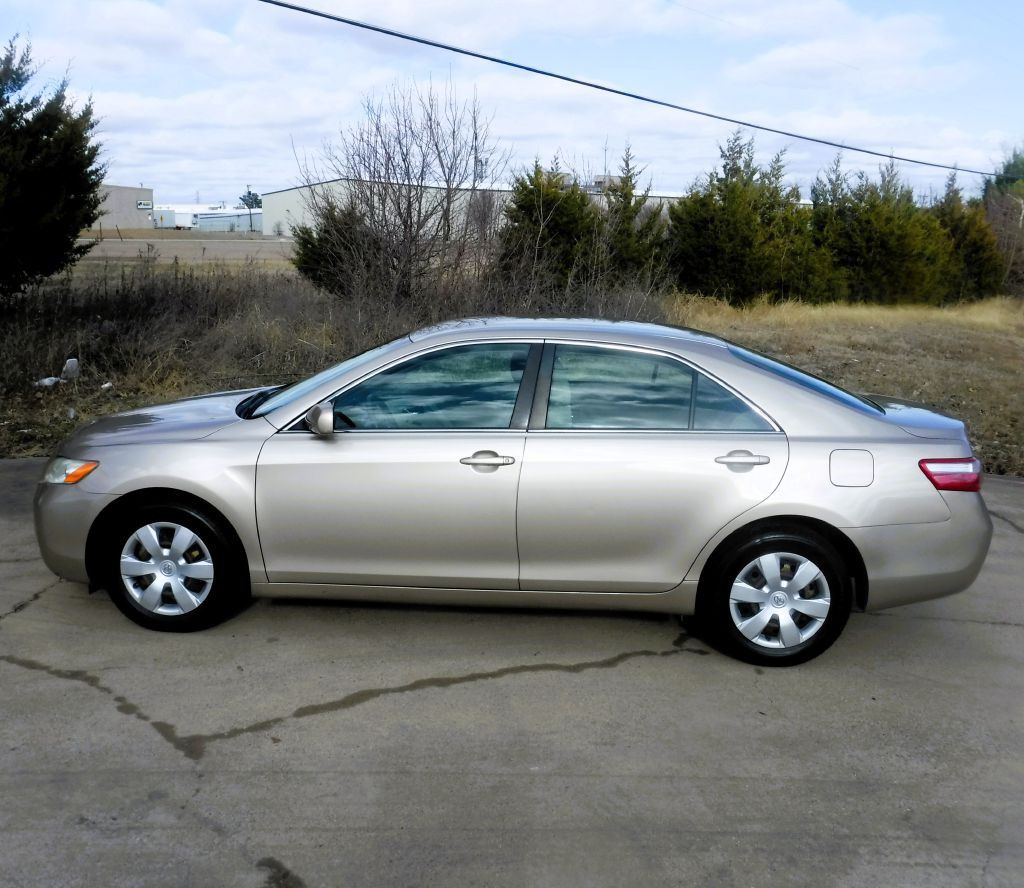 2009 Toyota Camry Image 8