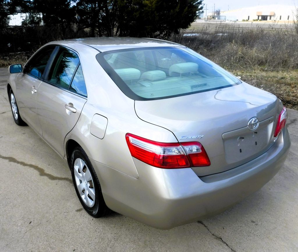 2009 Toyota Camry Image 10