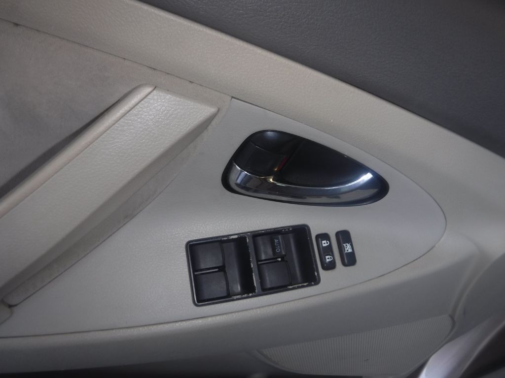 2009 Toyota Camry Image 30