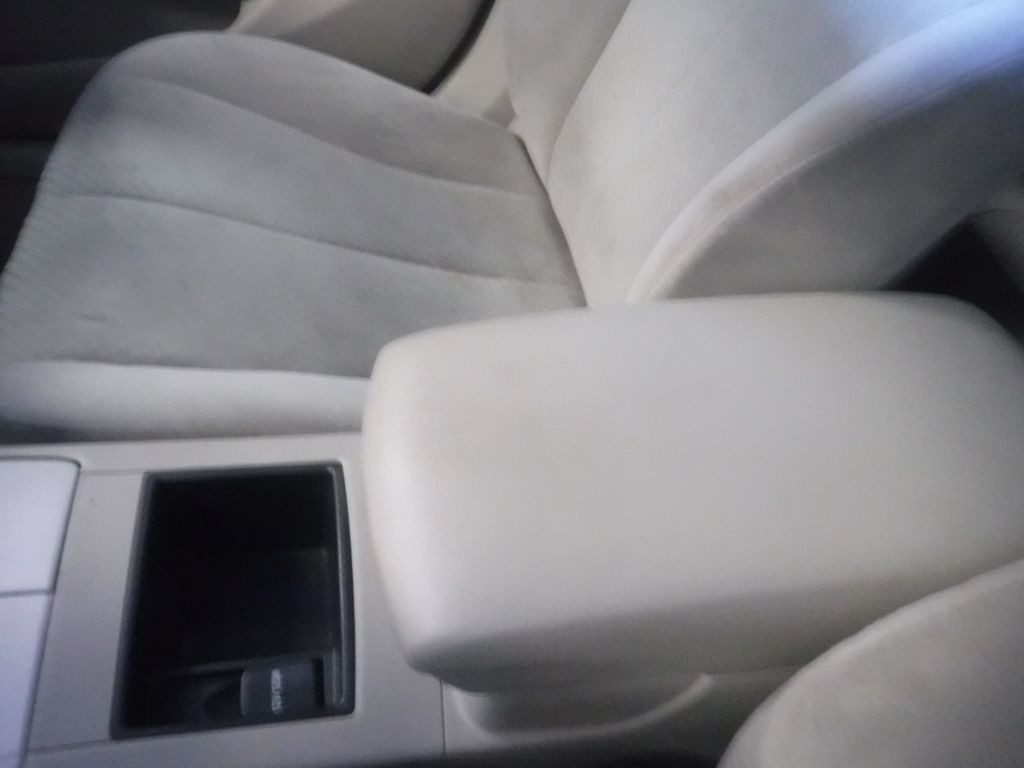 2009 Toyota Camry Image 40