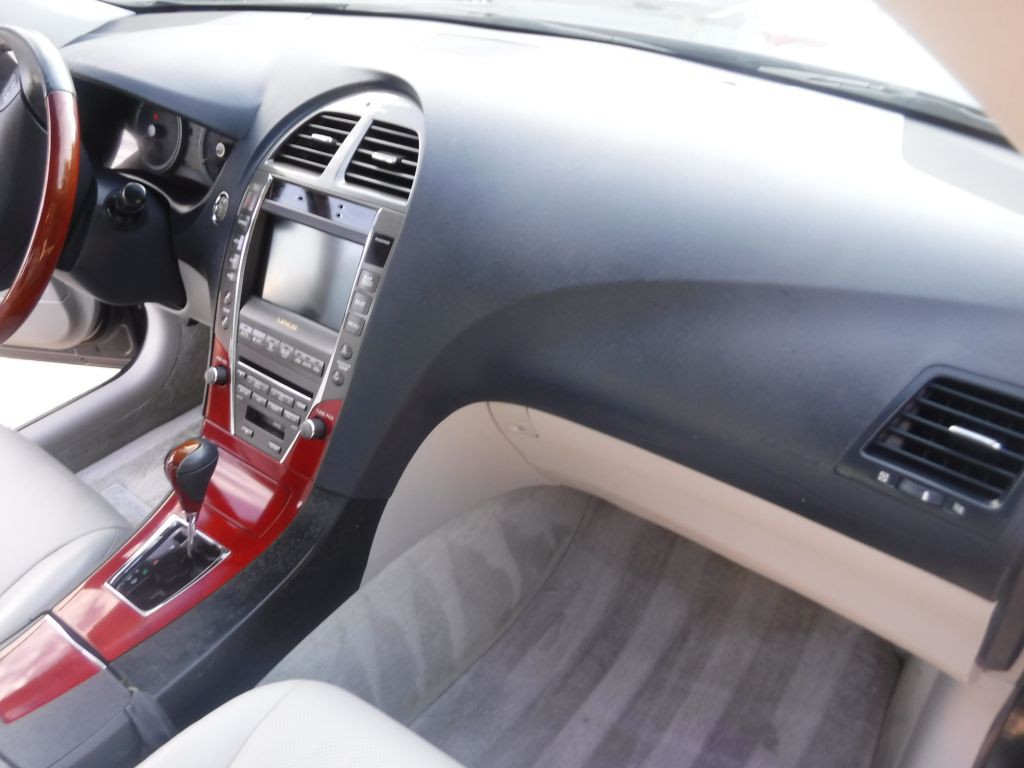 2007 Lexus ES Image 23