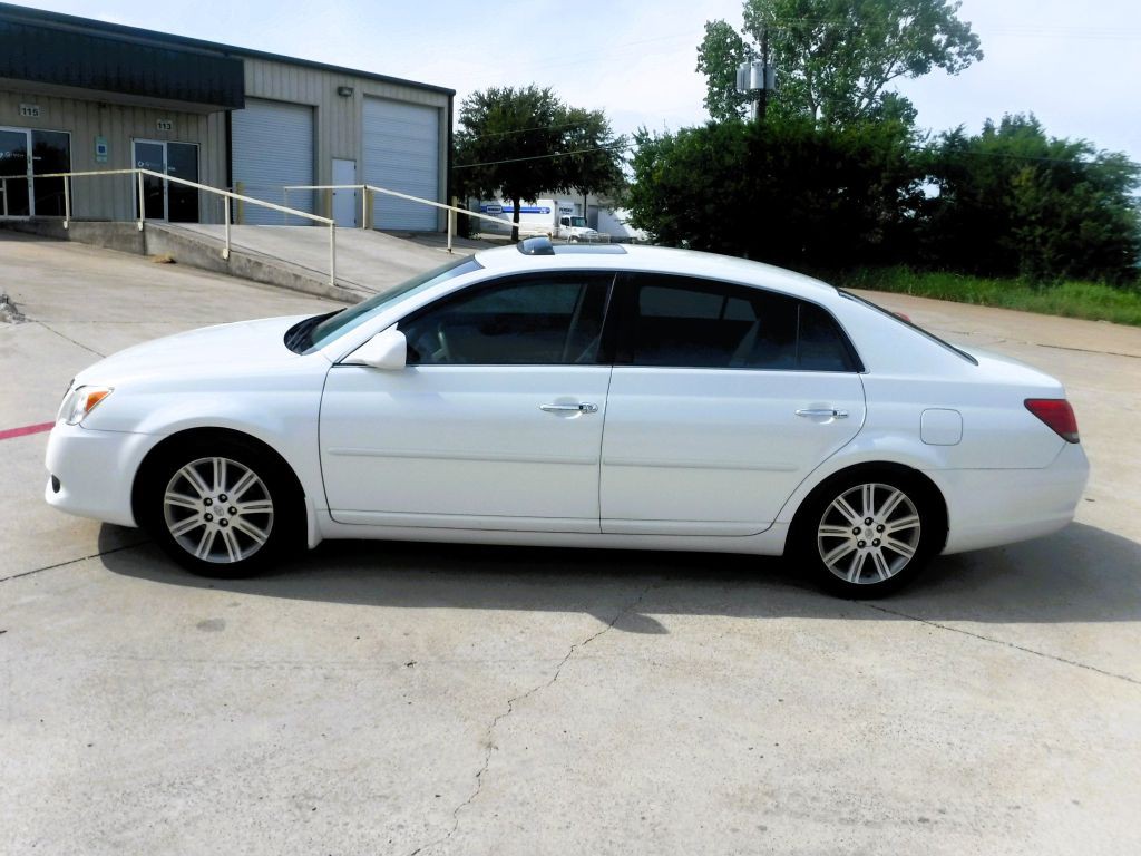 2008 Toyota Avalon Image 10