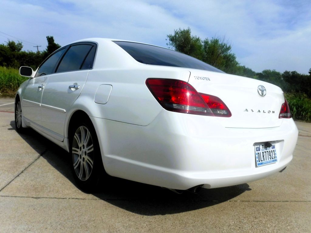 2008 Toyota Avalon Image 13