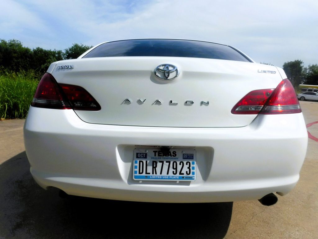 2008 Toyota Avalon Image 17