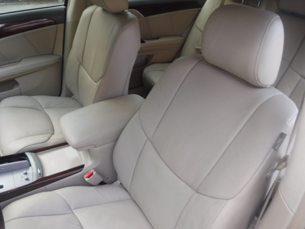 2008 Toyota Avalon Image 26