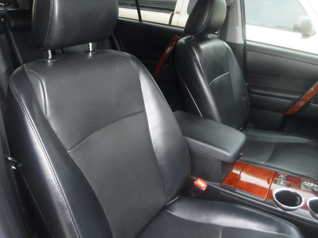 2013 Toyota Highlander Image 8