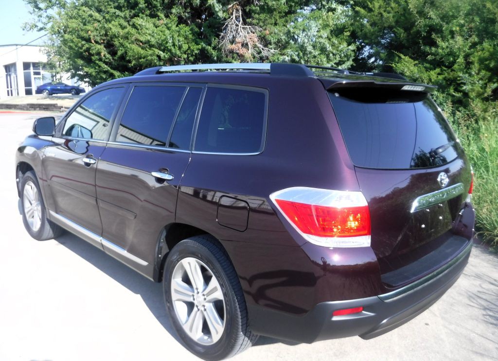 2013 Toyota Highlander Image 12