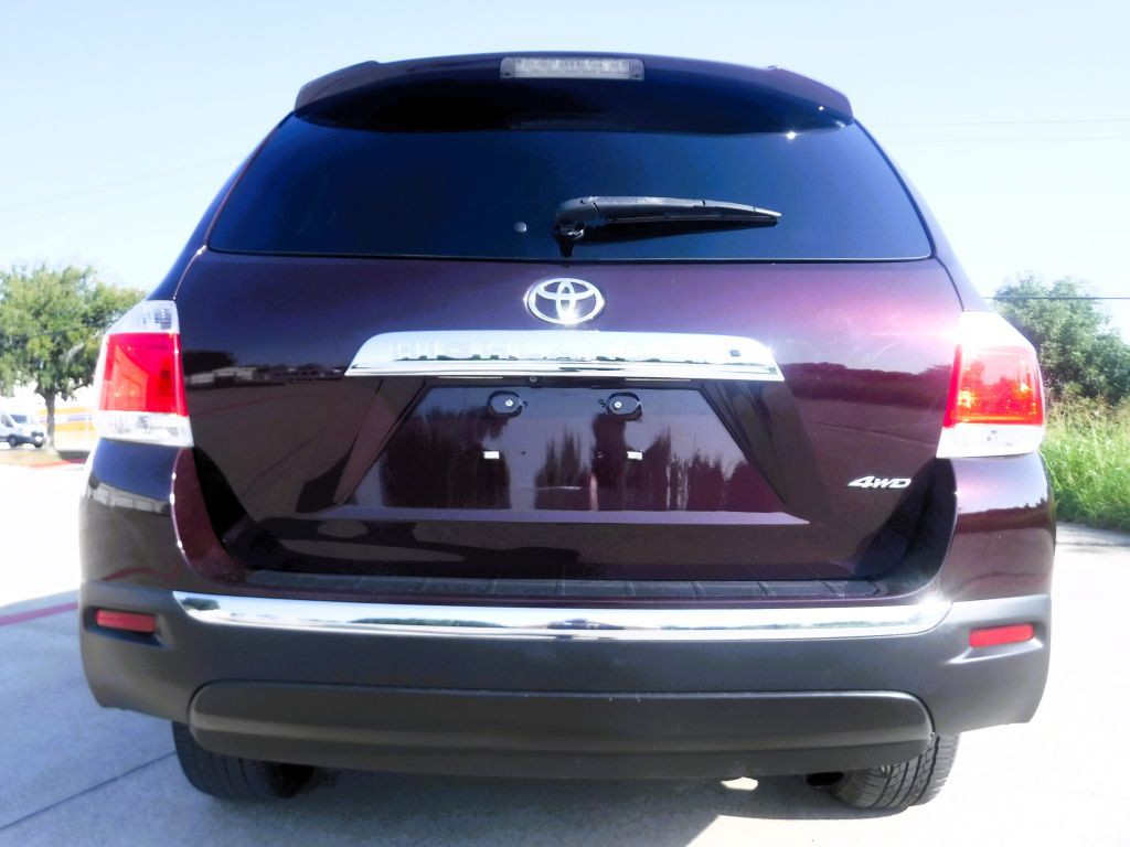 2013 Toyota Highlander Image 17