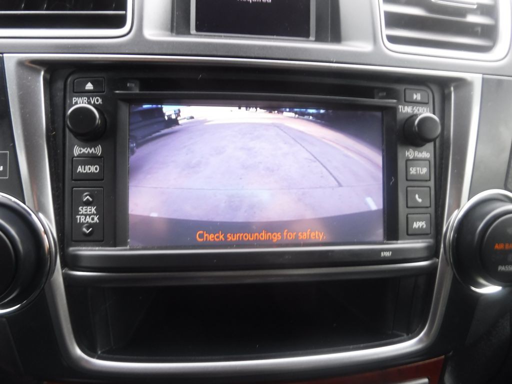 2013 Toyota Highlander Image 39