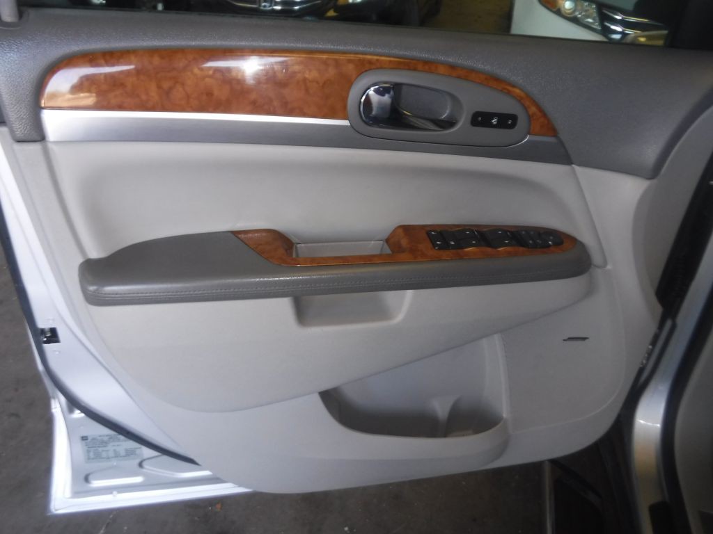 2008 Buick Enclave Image 43
