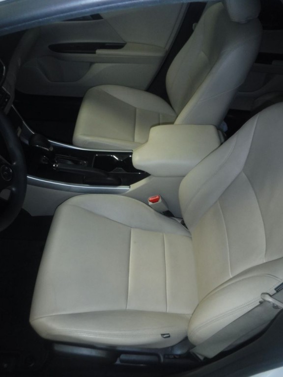 2014 Honda Accord Image 16