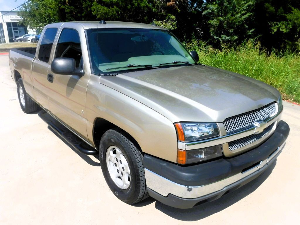 2004 Chevrolet Silverado 1500 Image 2