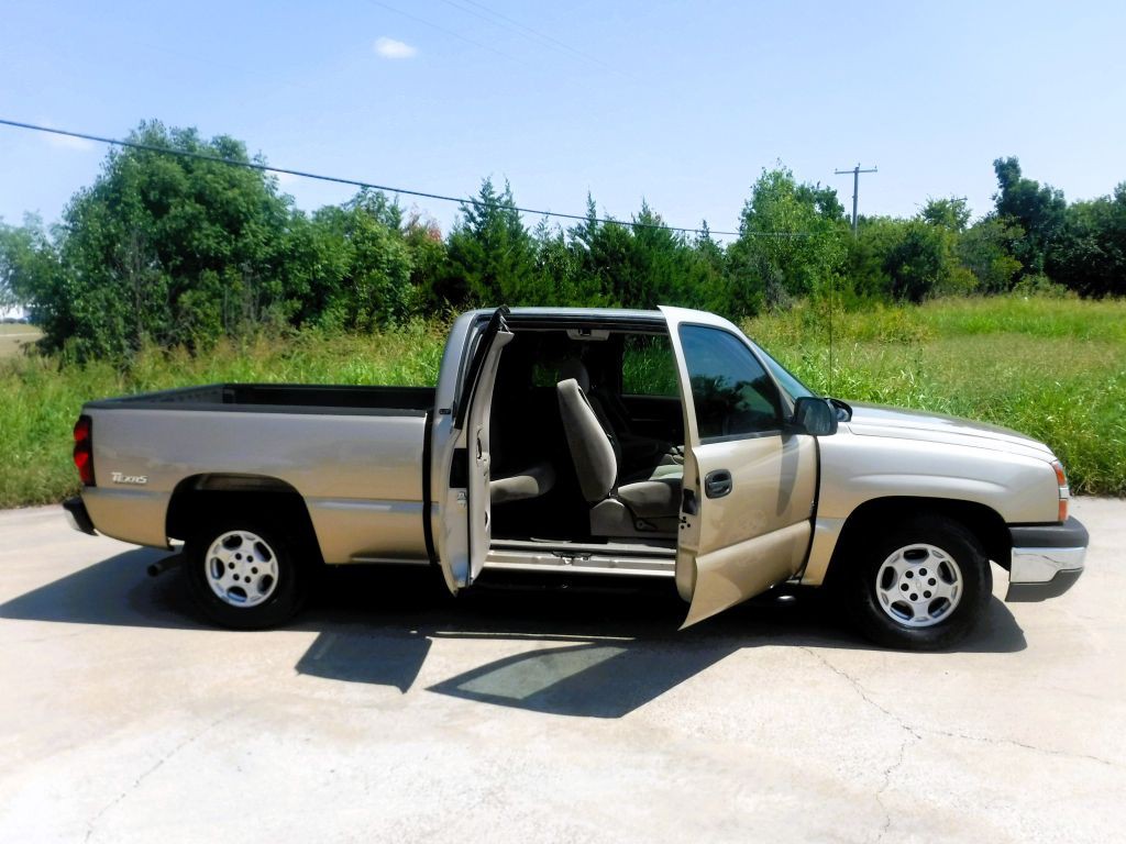 2004 Chevrolet Silverado 1500 Image 6