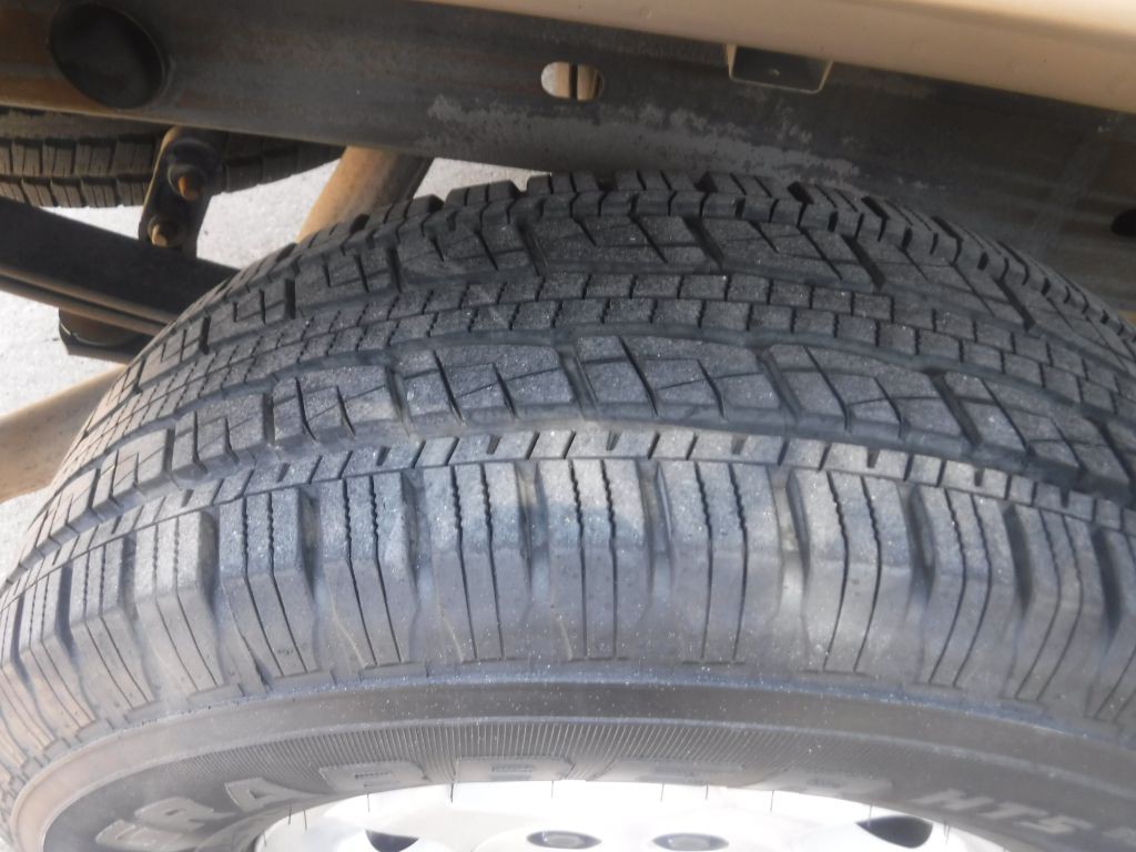 2004 Chevrolet Silverado 1500 Image 25