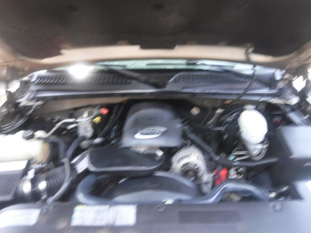 2004 Chevrolet Silverado 1500 Image 26