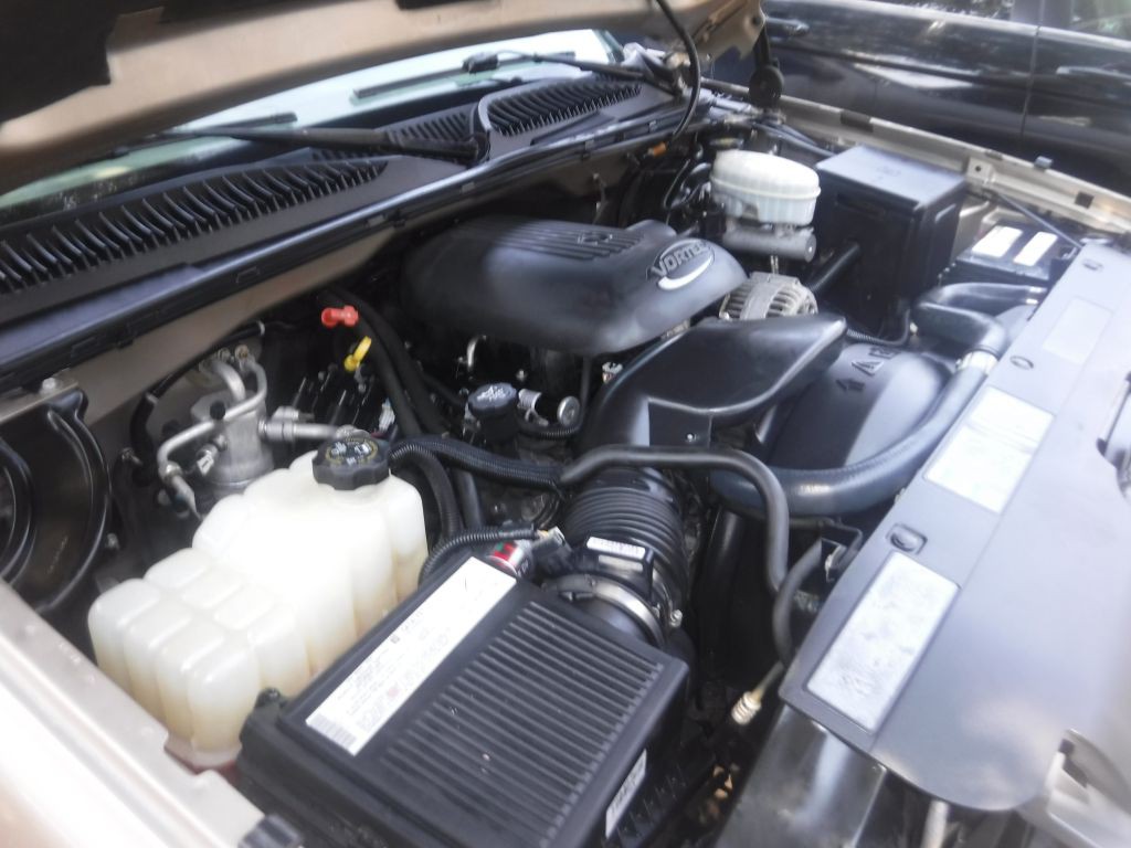2004 Chevrolet Silverado 1500 Image 28
