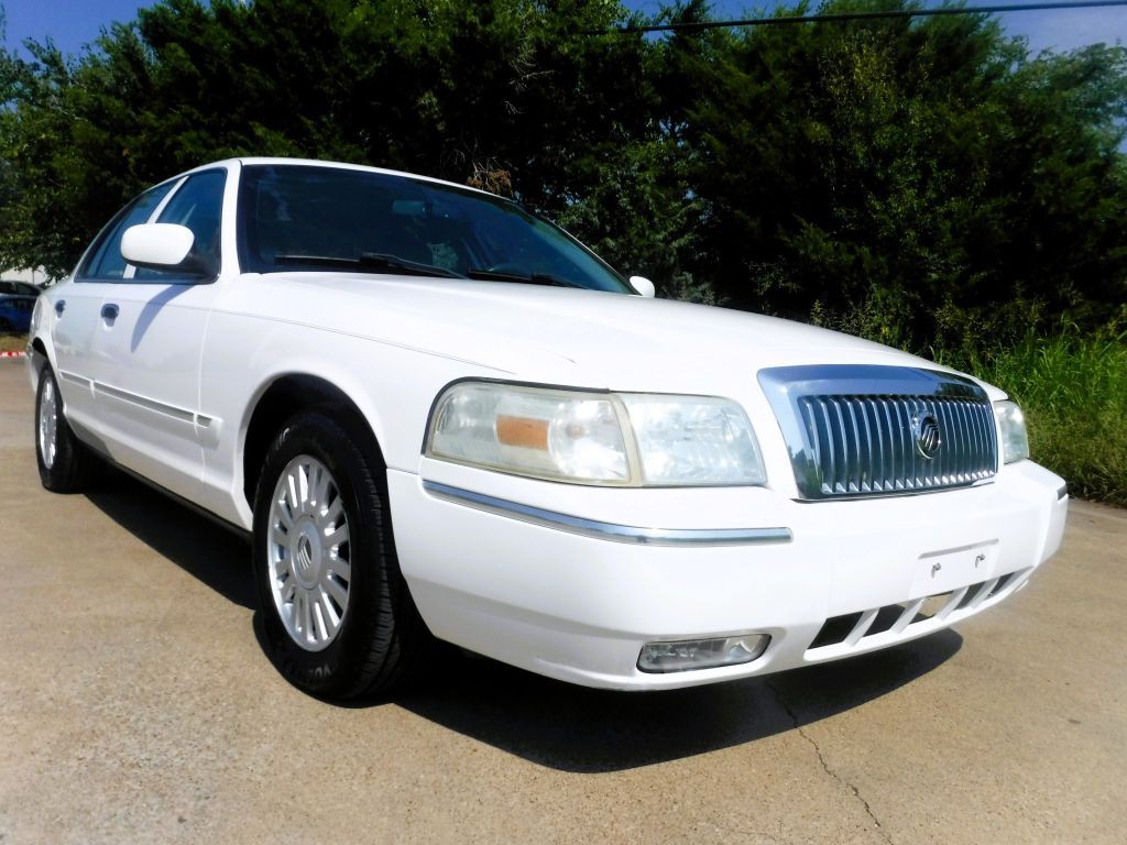 2007 Mercury Grand Marquis Image 3
