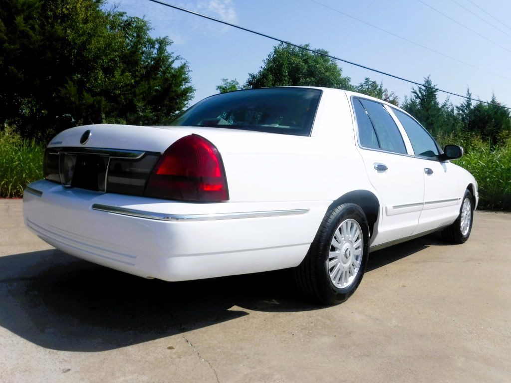 2007 Mercury Grand Marquis Image 7