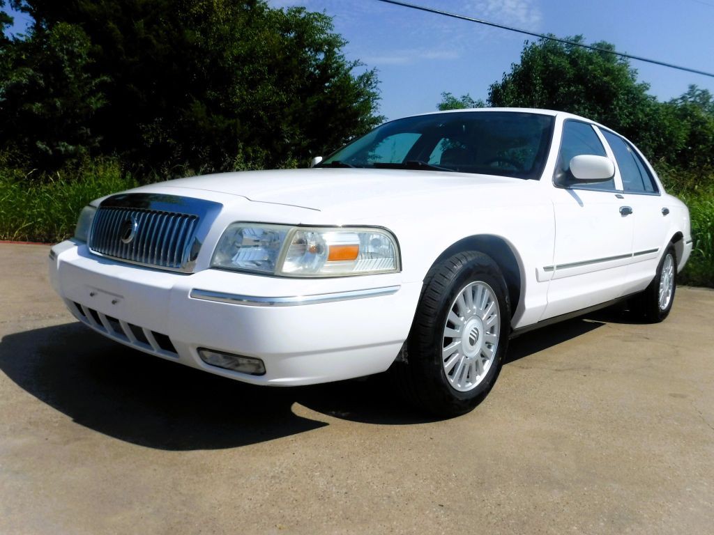 2007 Mercury Grand Marquis Image 9