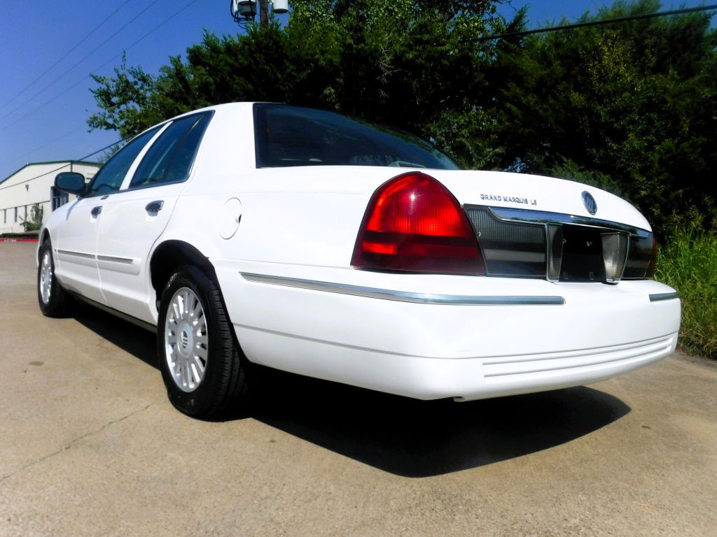 2007 Mercury Grand Marquis Image 13