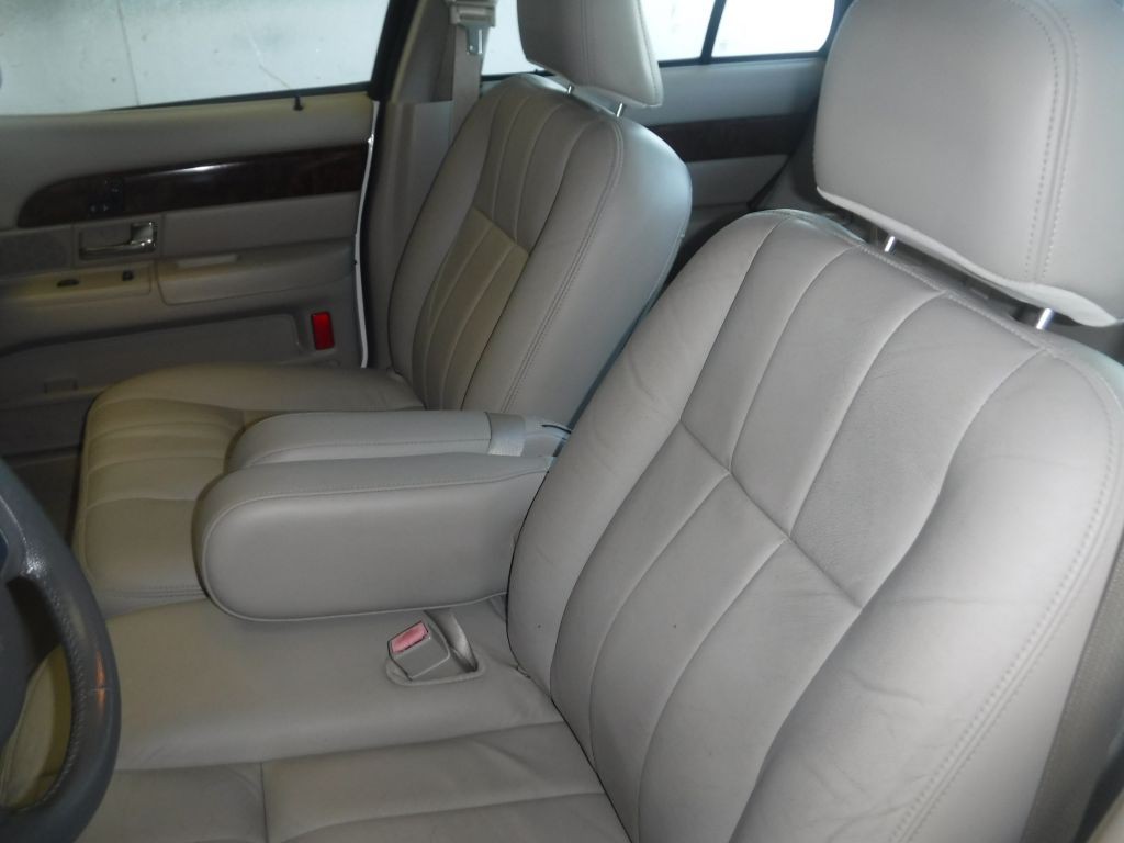 2007 Mercury Grand Marquis Image 26