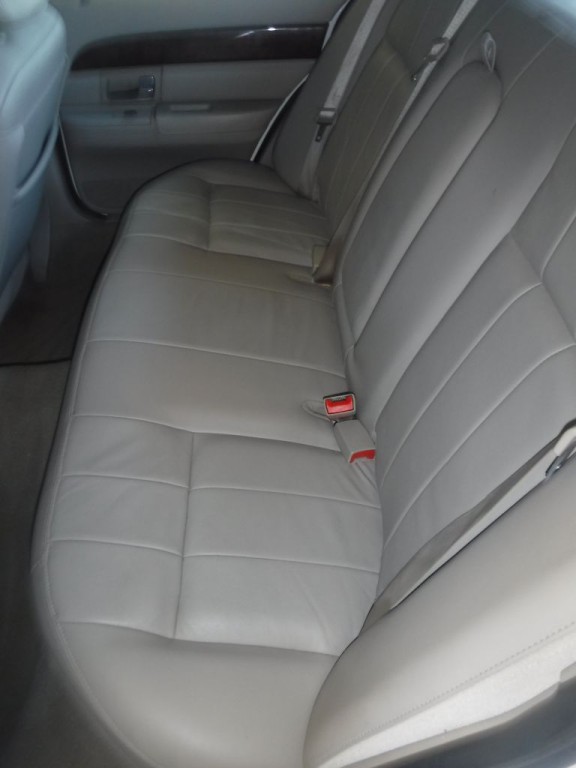2007 Mercury Grand Marquis Image 30