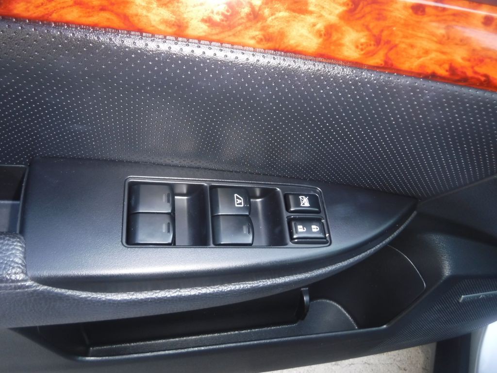 2012 Subaru Outback Image 42