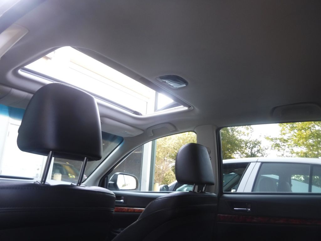 2012 Subaru Outback Image 45