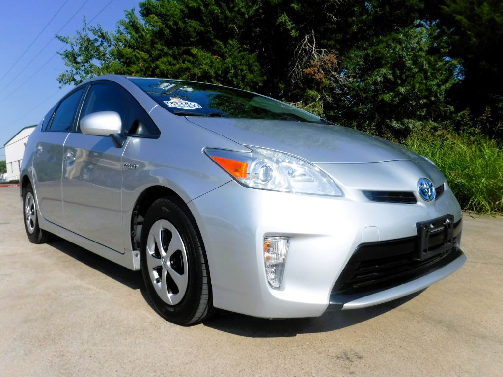 2012 Toyota Prius Image 3