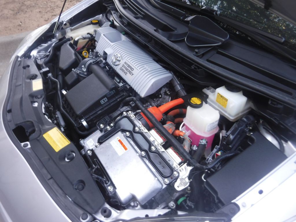 2012 Toyota Prius Image 21