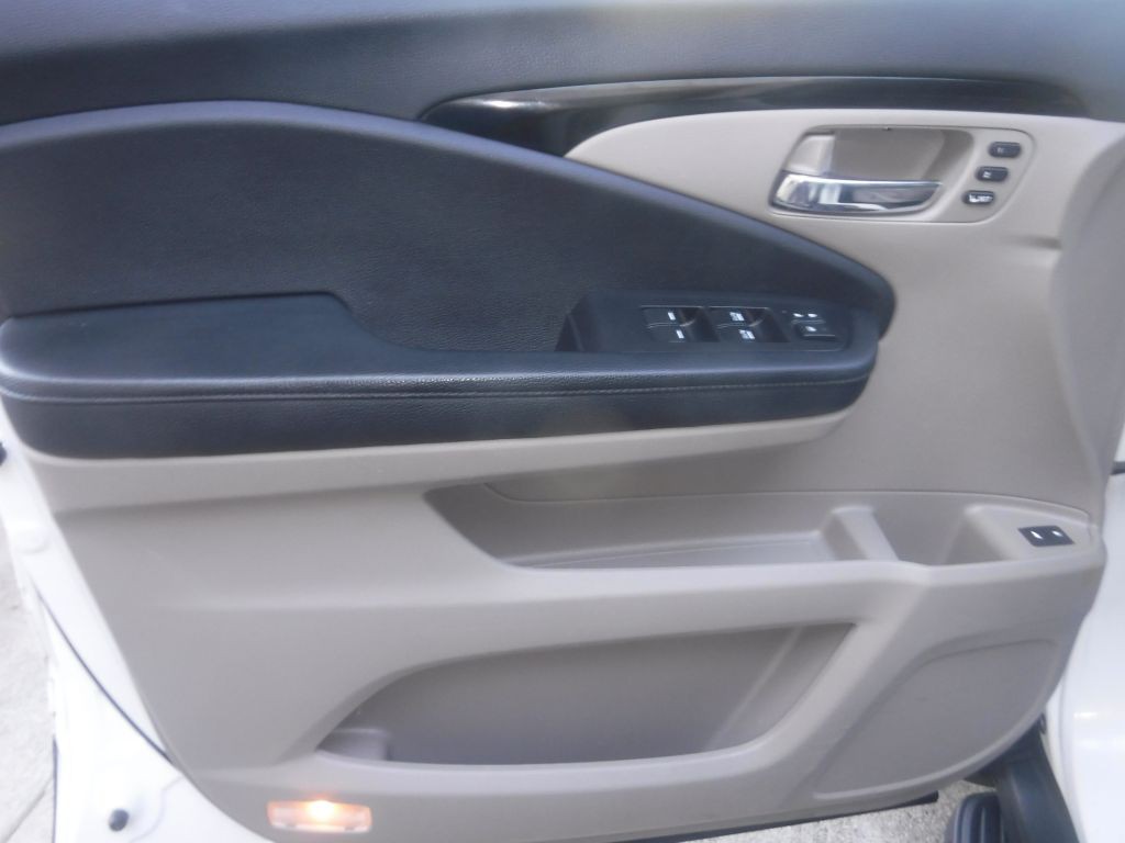 2019 Honda Pilot Image 50