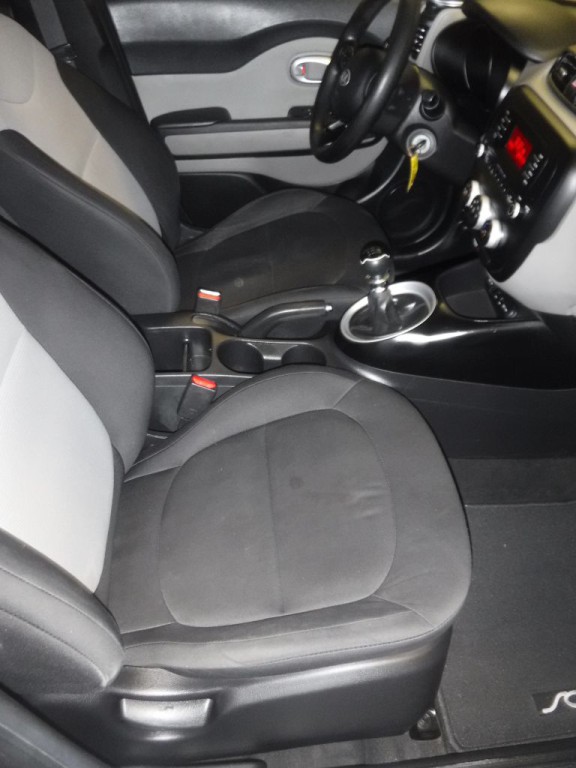 2014 Kia Soul Image 25