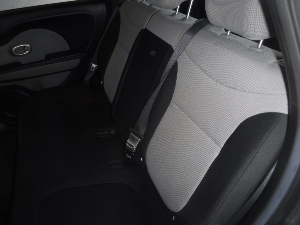 2014 Kia Soul Image 32