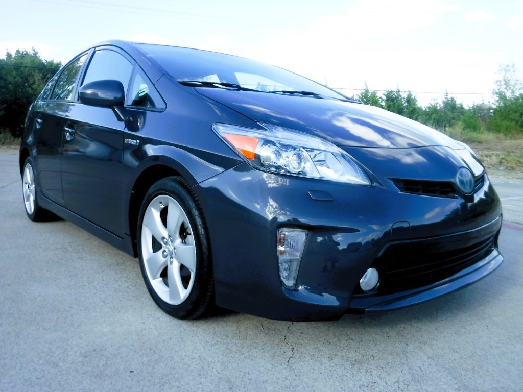 2012 Toyota Prius Image 3