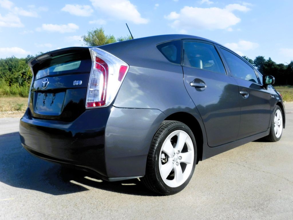 2012 Toyota Prius Image 7