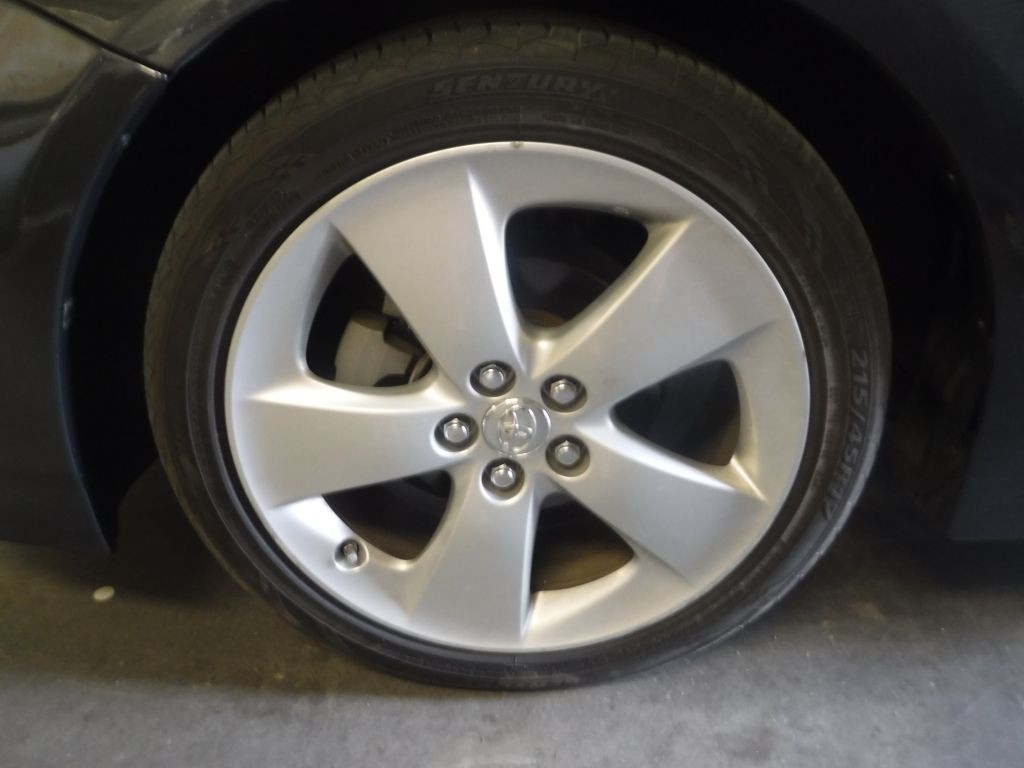 2012 Toyota Prius Image 18
